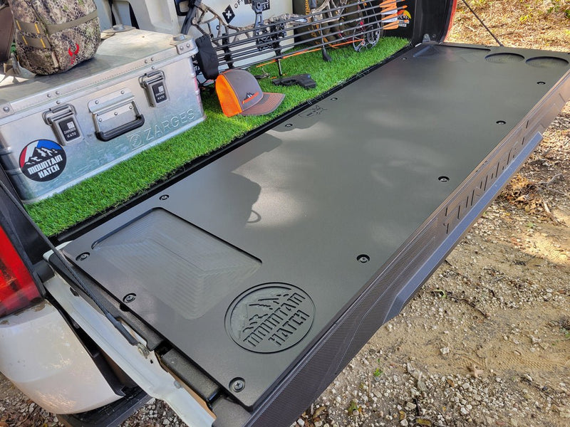 Load image into Gallery viewer, 2015-2023 Hilux Tailgate Table - DMW
