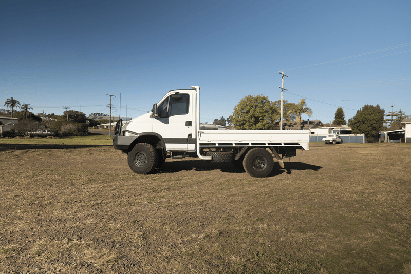 Load image into Gallery viewer, 2014 Iveco 55w17 4x4 4.5T GVM or 5.5T GVM - DMW
