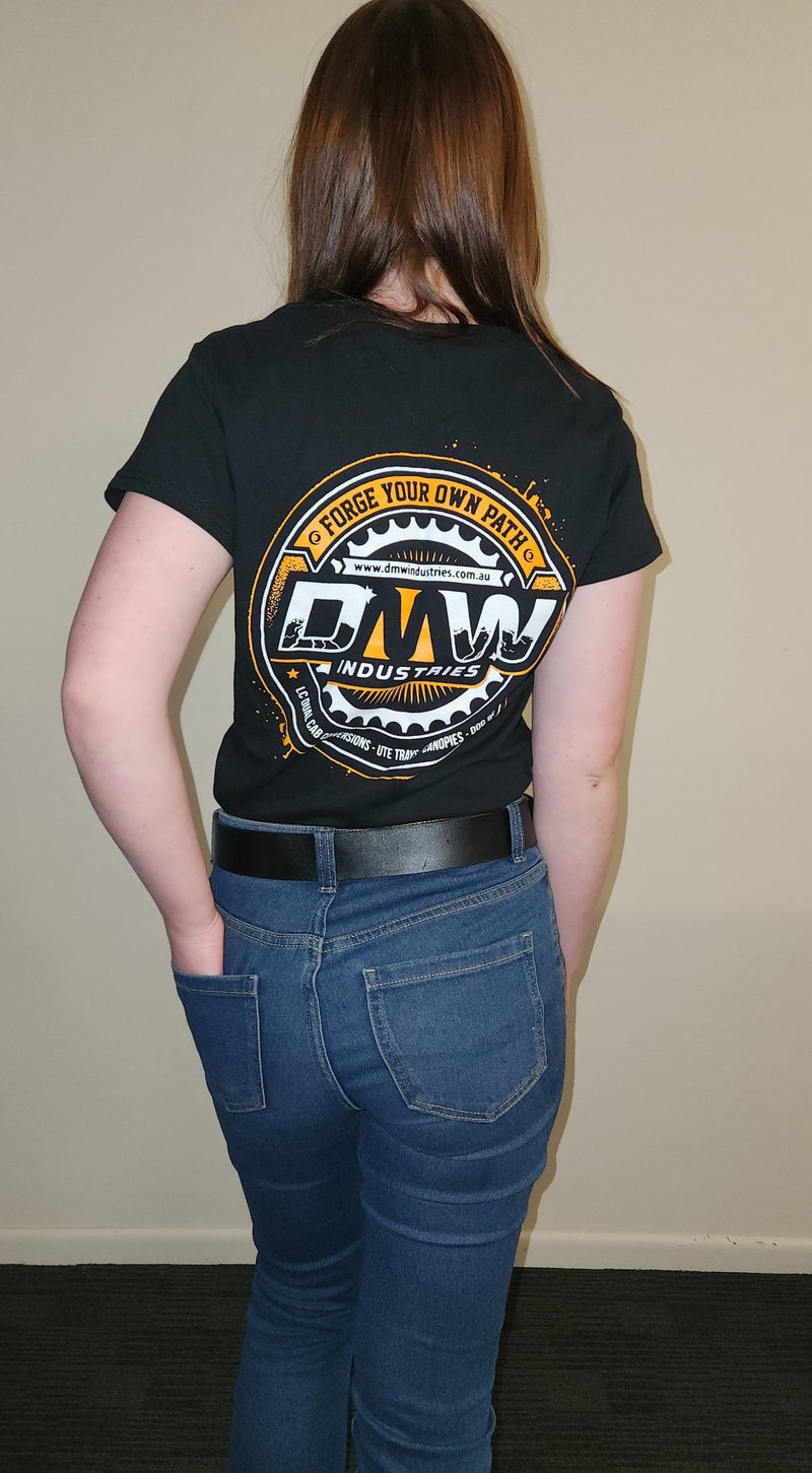 Load image into Gallery viewer, DMW FORGE ICON - LADIES CAP SLEEVE T - SHIRT - DMW
