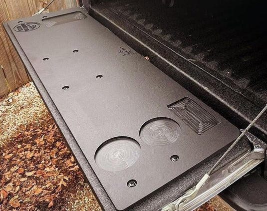 TAILGATE TABLES – DMW