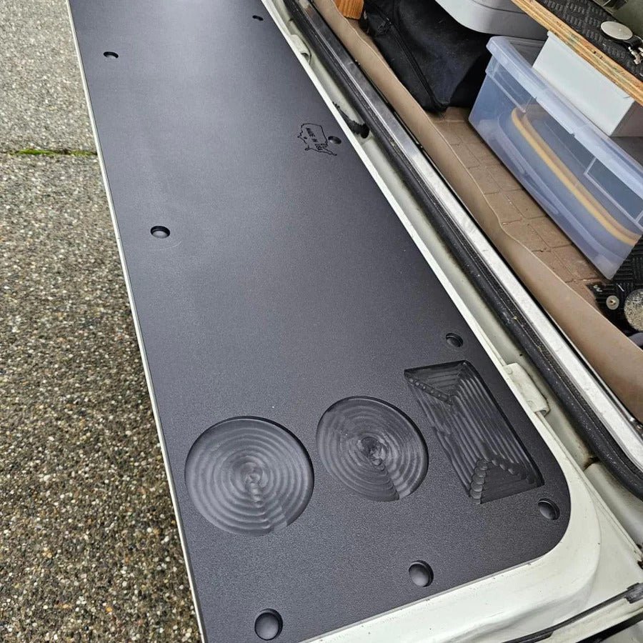 80 Series LandCruiser Tailgate Table - DMW